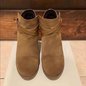 EUC.. Cole Haan Booties!